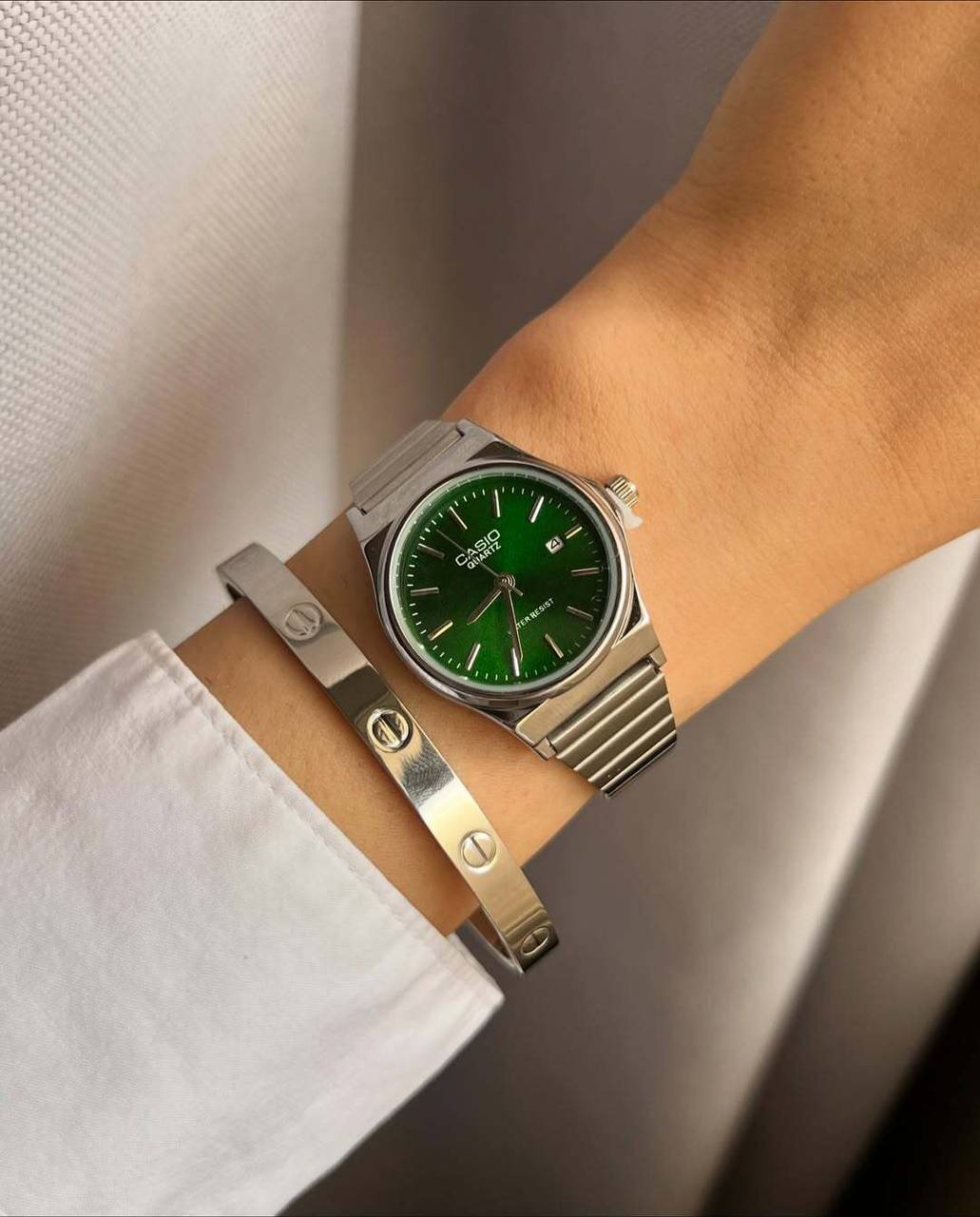 ساعت ست زنانه و مردانه مدل کاسیو گادفادر رنگ صفحه سبز بند کرکره ای